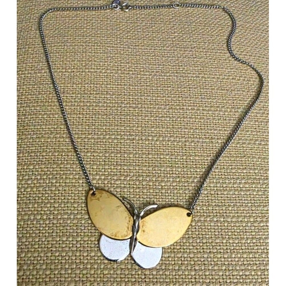 Vintage 1977 Signed Avon Two-Tone Butterfly Pendant Necklace